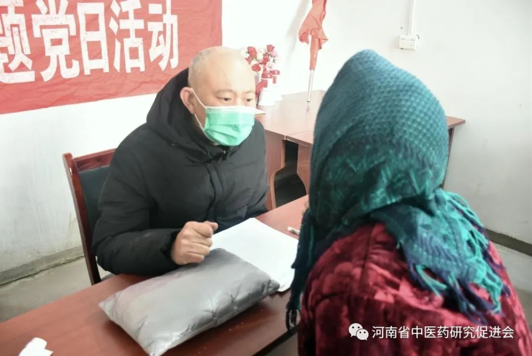 河南省中医药研究促进会 “健康中原行•大医献爱心”乡村振兴志愿服务专项行动在杞县竹林乡八里庙村成功举行(图7)